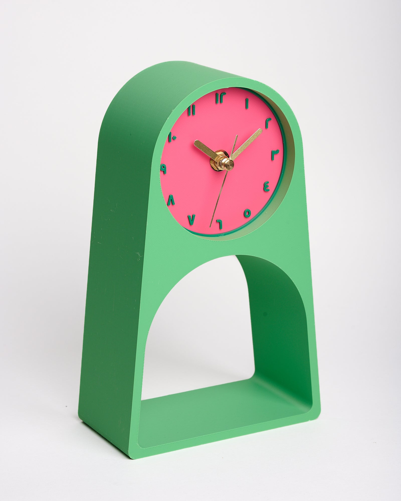 LEIF Table Clock - "GRINKA"